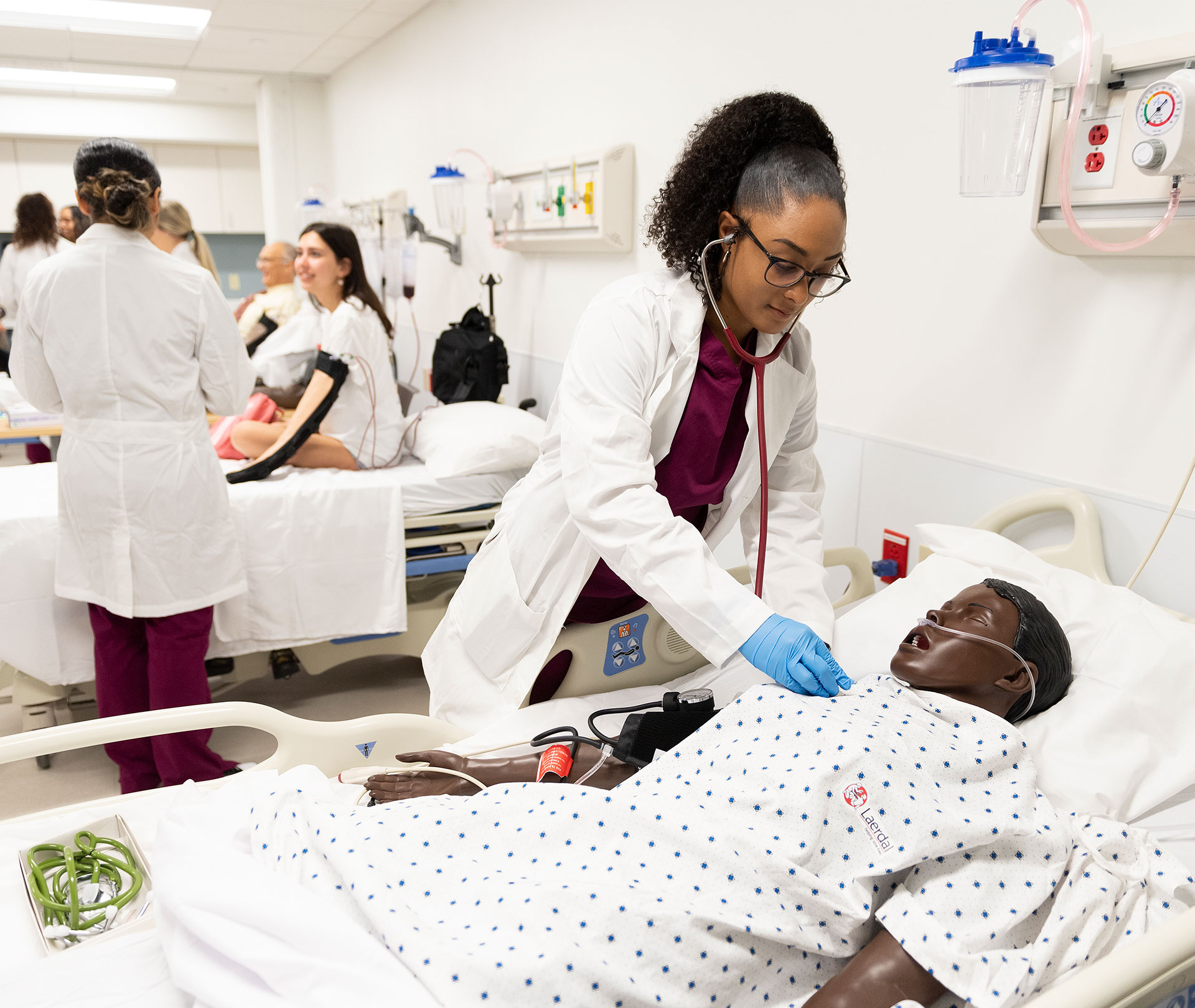 Loyola Nursing Student in Simulation Lab
